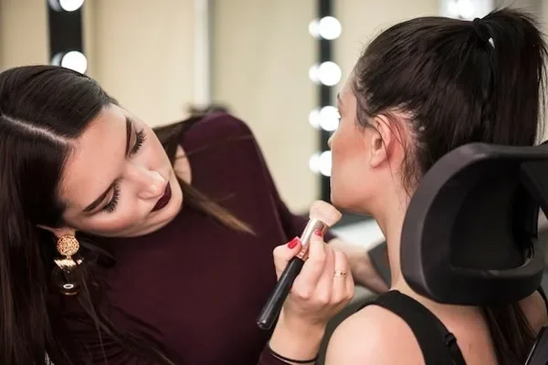 Image of: Vijis Ladies Beauty Parlour and Course Academy