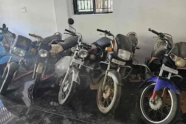 Image of: Vintage Moto Riders - Classic Motorcycle Group