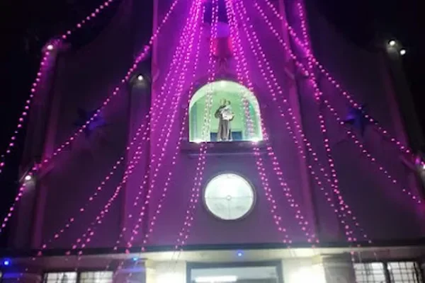 Image of: Viyagula Matha Church - Devotional Visit to Mankuzhy Church