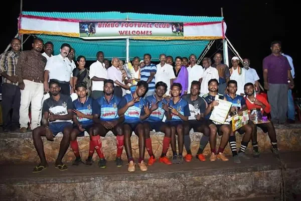 Image of: Youth Club Maravai - Youth Football Club and Community Sports