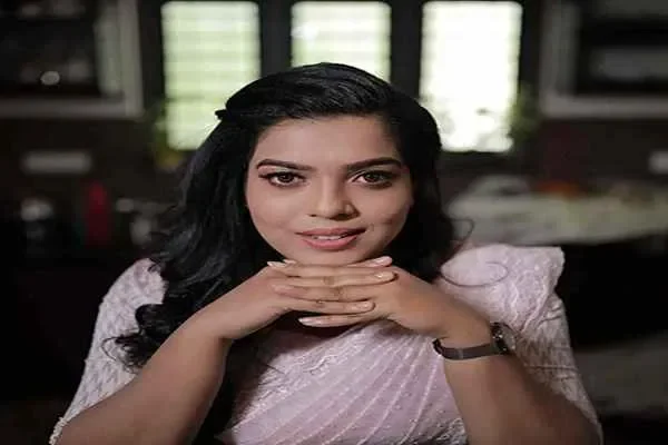 Image of: Zamajya Makeup Studio