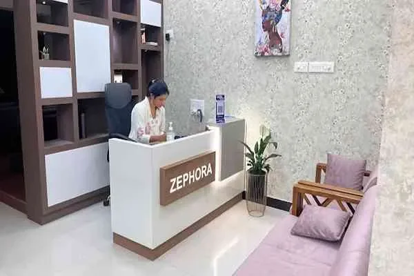 Image of: Zephora Unisex Salon – Stylish Hair and Beauty for Everyone