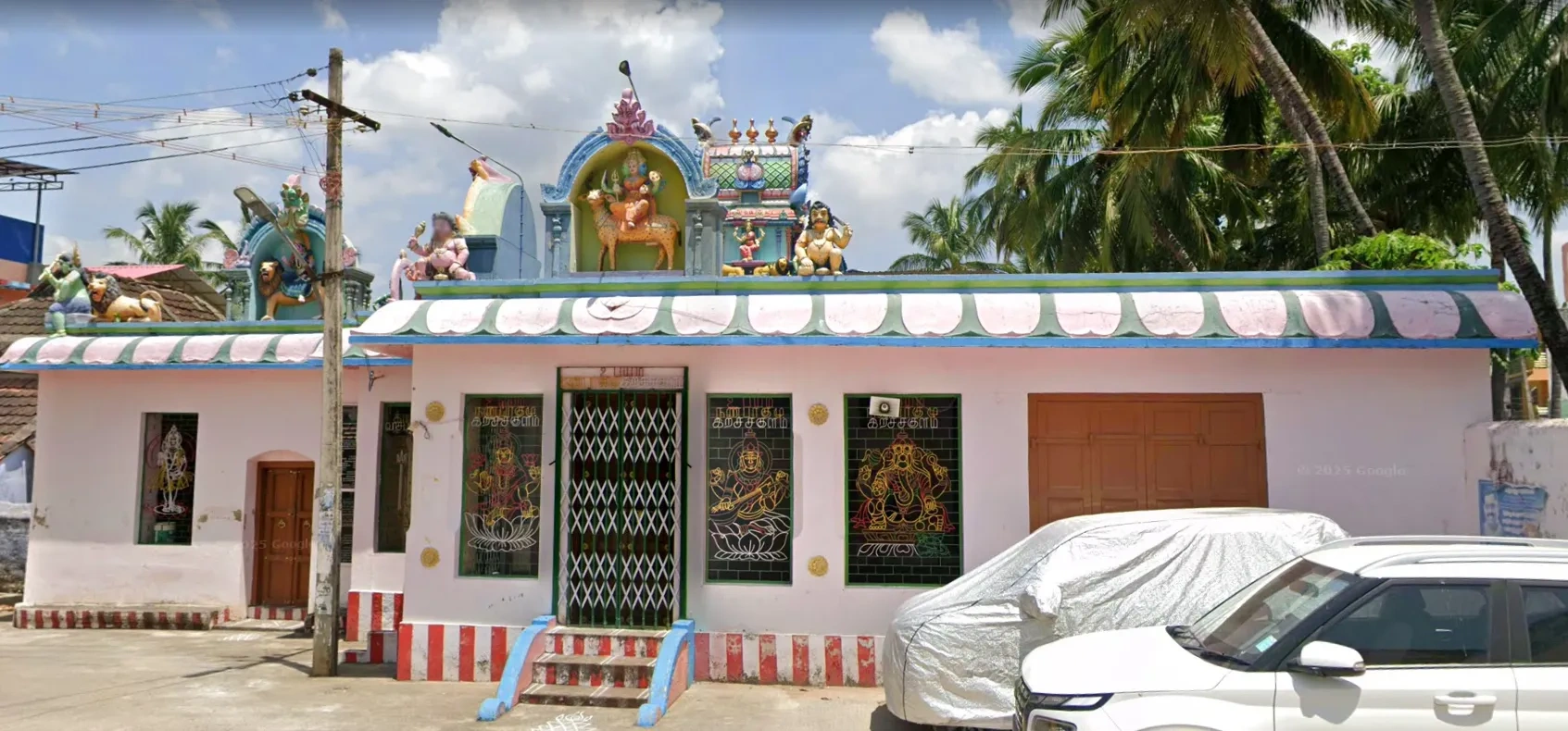 Image of: Arulmigu Sri Pathrakali Amman Thirukovil Erachakulam - Worship of Goddess Pathrakali Amman