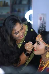 Image of: Bk Bridal Studio And Beautician Trag stitute in Jaihindpuram