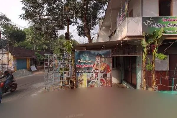 Image of: Beauty Parlour Die - Transform Your Look Today