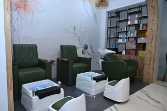 Image of: Essensuals Hairdressg By Toni And Guy in Mahal