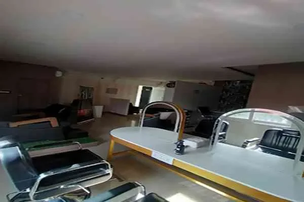 Image of: Icon Luxury Salon: Indulge in Luxurious Hair and Beauty Services