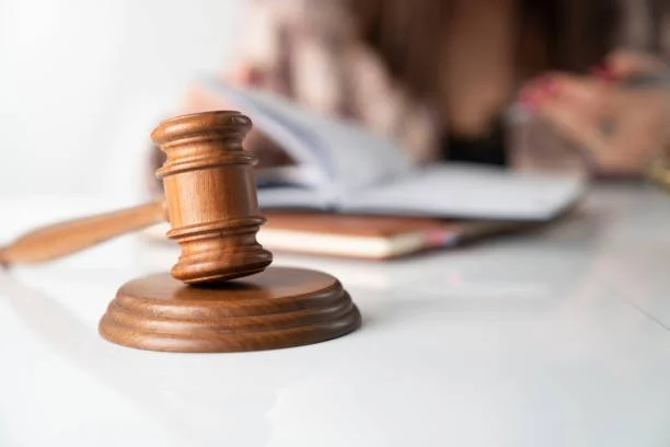 Image of: Lawyer in Thiruparankundram