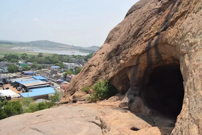 Thiruparankundram Ja Caves Beds in Thiruparankundram
