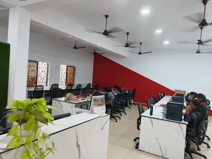 Image of: Capital Spine in Thiruvottiyur