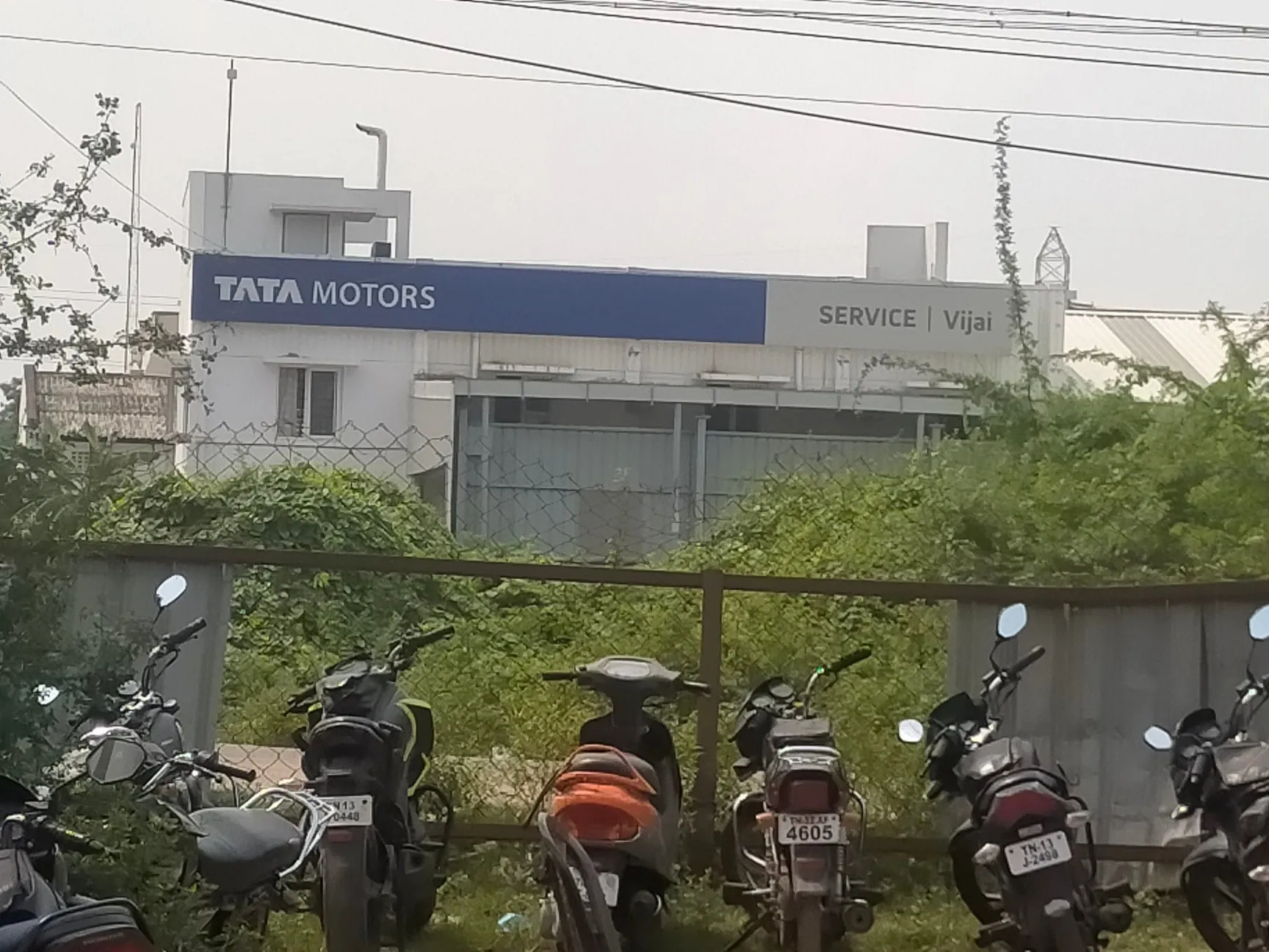 Divakar Auto Mobile in Vyasarpadi