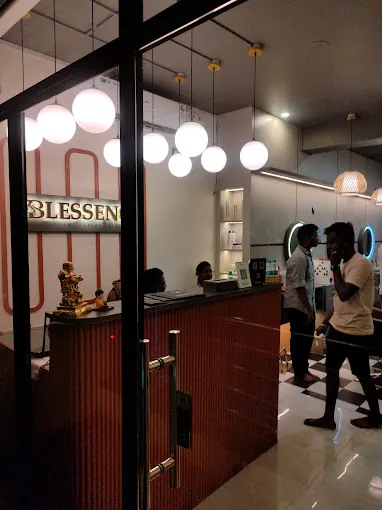 Image of: Blessence Premium Family Salon In Periyar Nagar
