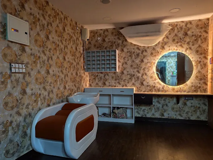 Image of: Bonding Unisex Salon In Korukkupet 4