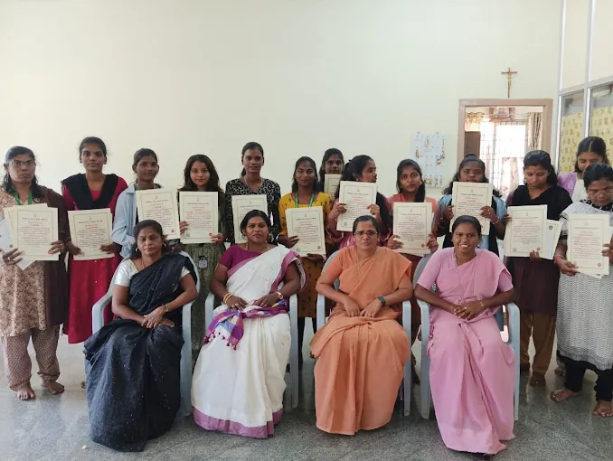 Image of: Gayathri Beauty Clinic In Chennai