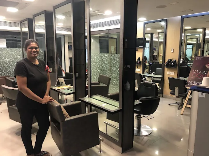 Image of: Kanya Beauty Salon In Adyar