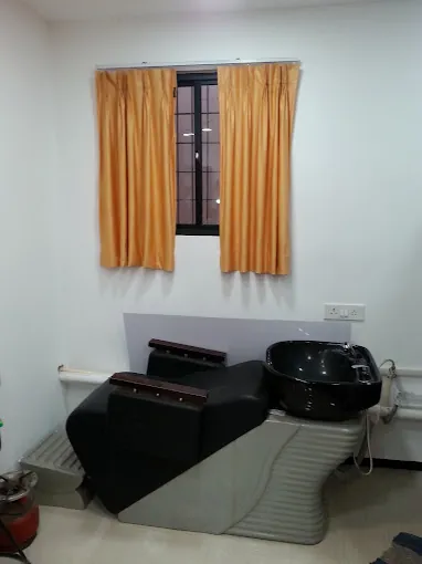Image of: Kavithas Beauty Parlour In Mandaveli 3