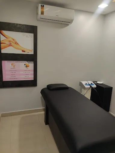 Image of: Le Thia Cares In Anna Nagar 2