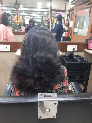 Image of: Lucy Lee Chinese Beauty Parlour In Nandanam