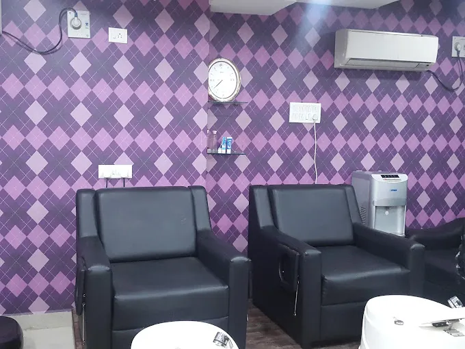 Image of: Manjus Family Salon In Kotturpuram