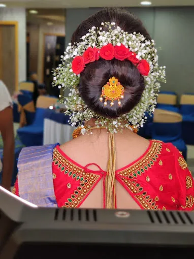 Image of: Megha Bridal Studio And Beauty In Kodambakkam