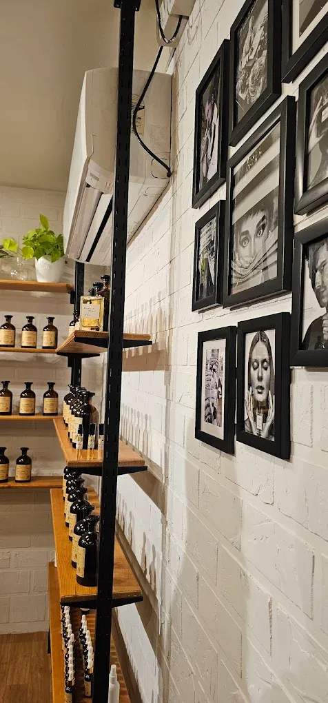 Image of: Perfumory In Arumbakkam 4
