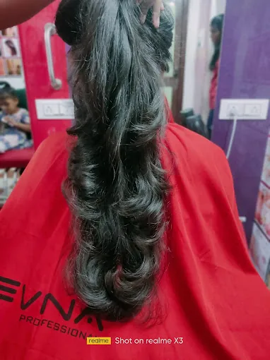 Image of: R2B Makeup Studio Beauty Parlour In George Town 3
