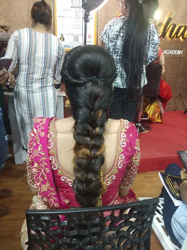 Image of: Rekha Make In Chennai 2