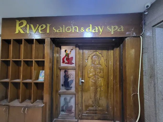 Image of: River Group Of Salon In Egmore 3