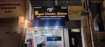Image of: Royal Garden Saloon In Choolai