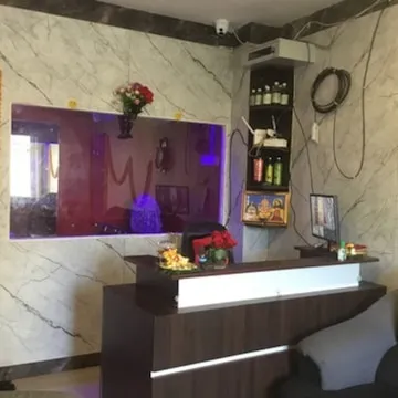 Image of: Salon R Unisex In Adambakkam