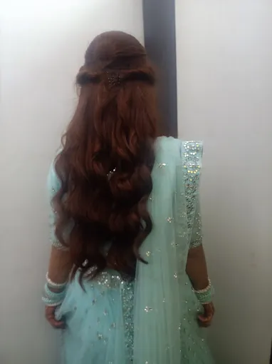 Image of: Seemaas Beauty Point In Choolai 3