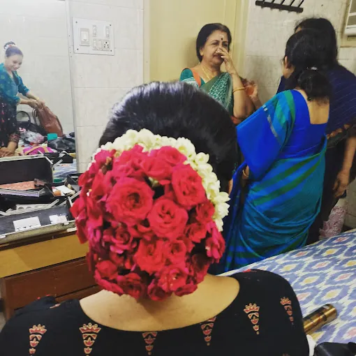 Image of: Sri Brindha Beauty Parlour In Triplicane