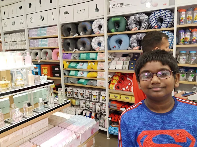 Image of: Sugar Cosmetics In Royapettah