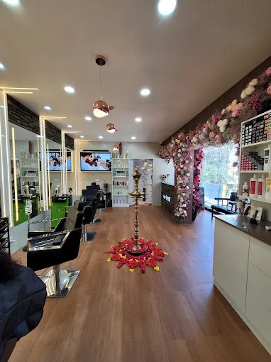 Image of: The Tent Salon In Besant Nagar