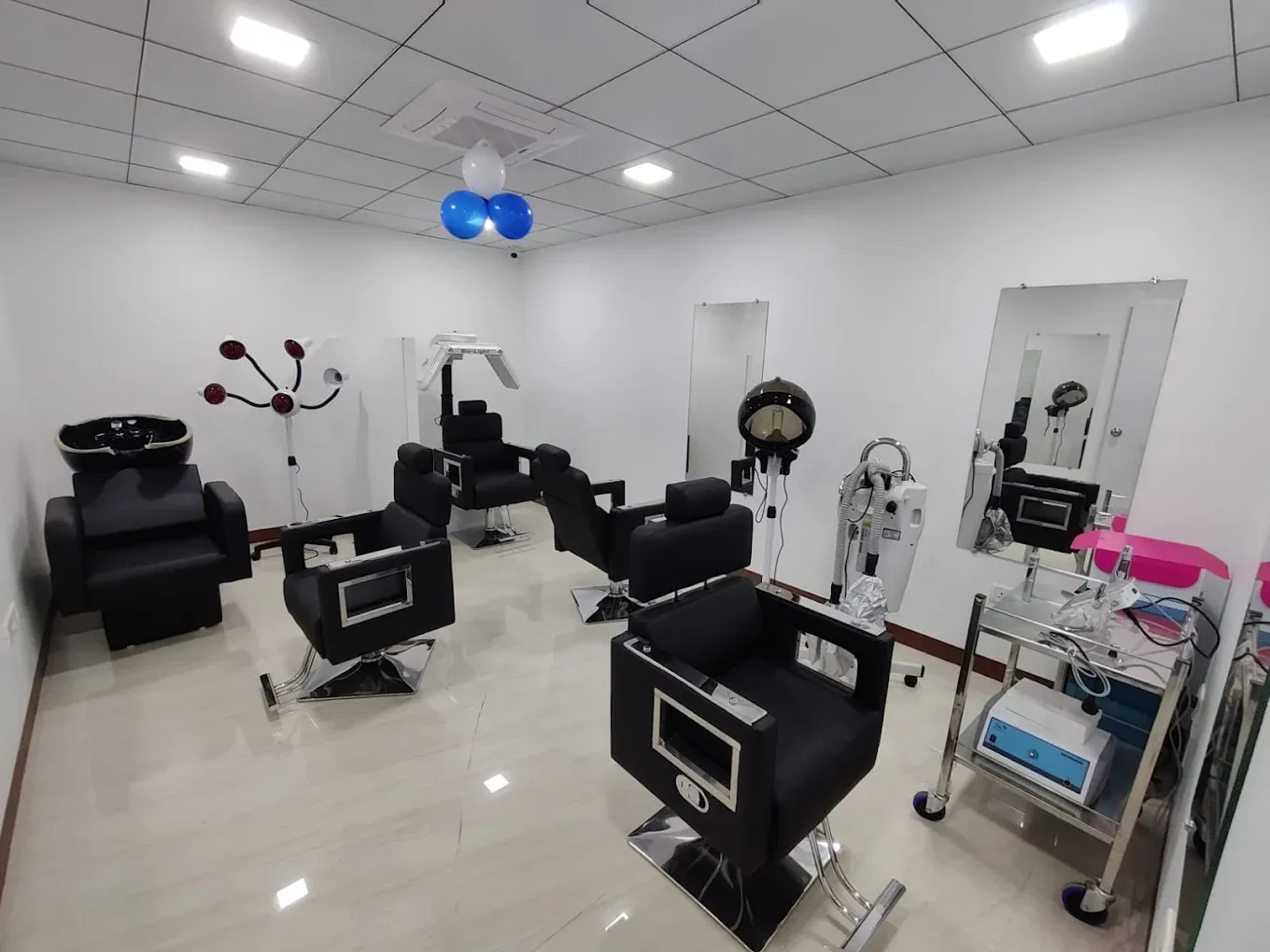 Image of: Vcare Hair And Skin Clinic In Velachery 2