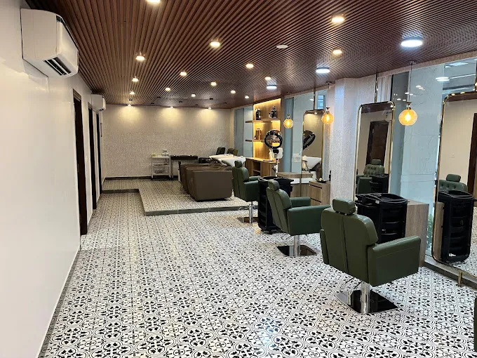 Image of: Vlcc Beauty Clinic Ttk Road In Nandanam