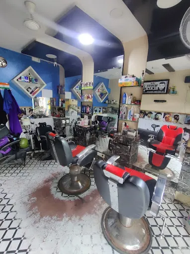 Image of: White And Black Salon In Choolai 3