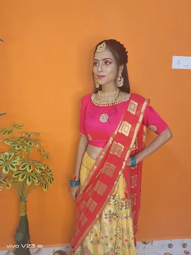 Image of: Wow Looks Bridal Studio In Choolai 2