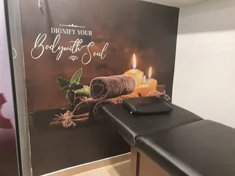 Image of: Lovely Pink Elite In Adyar