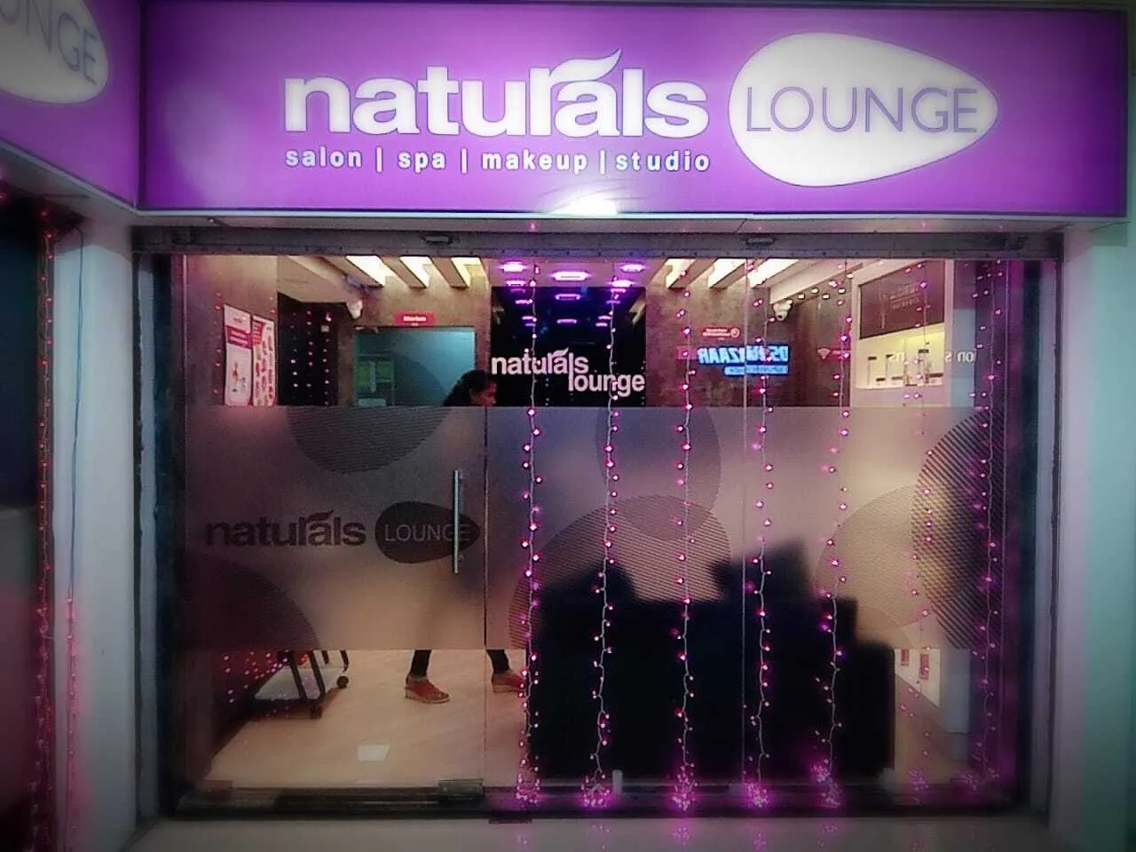 Image of: Naturals Salon Alsa Mall In Egmore