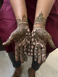 Image of: Srity Beauty In Kodambakkam