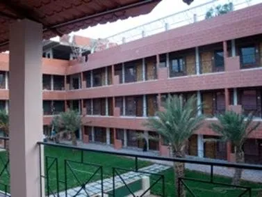Image of: Aayushmaan Nature Cure Health Centre In Koyambedu 3