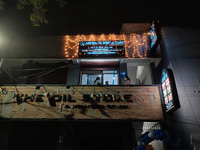 Image of: Aesthetic Dental Care In Adyar