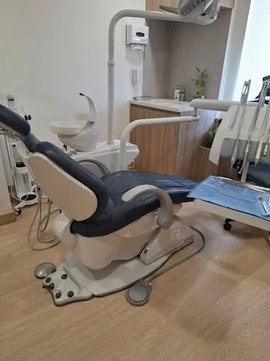 Image of: Apollo Dental Apollo One Greams In Chennai