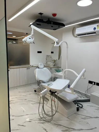 Image of: Apollo Dental Best Dental Clinic In Nungambakkam 5