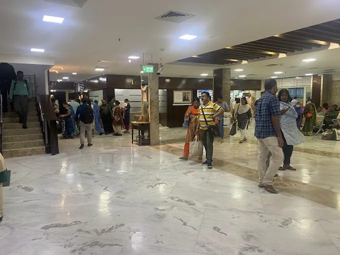 Image of: Apollo Dental Clinic Sindoori In Chennai