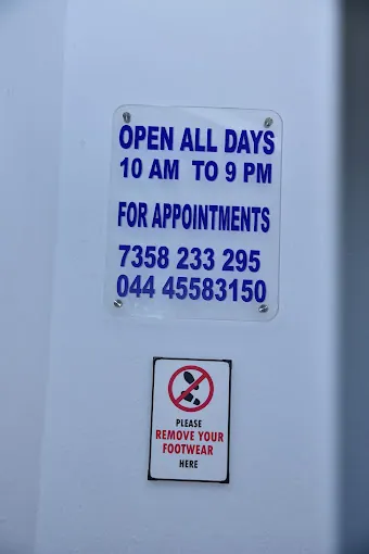 Image of: Brite Smile Dental Clinic In Saligramam 2