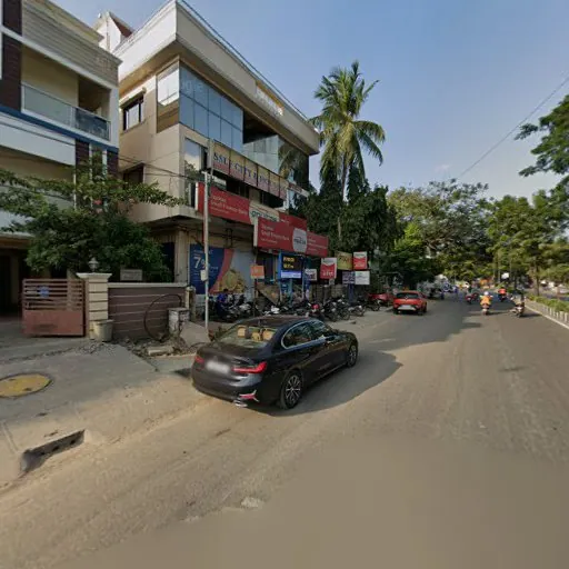 Image of: Children Clinic And Vaccination Centre In Ashok Nagar