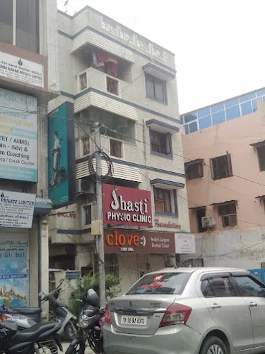 Image of: Clove Dental Clinic In Kilpauk 3