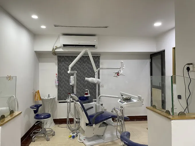 Image of: Dr Parakhs Dental And Implant In Kilpauk 3